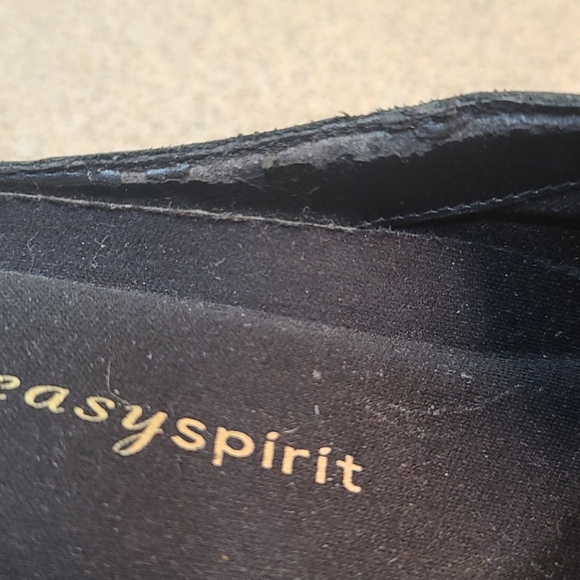 Easyspirit size 7 Black slide shoes. - Picture 9 of 11